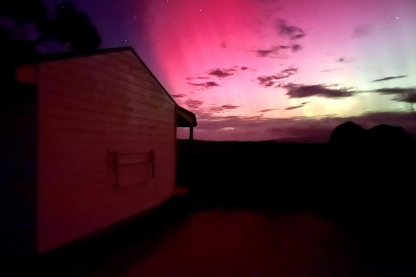 aurora-australis-promhills-cabin2-may2024C272C763-605B-ACFC-852F-EC52C5FCA297.jpg